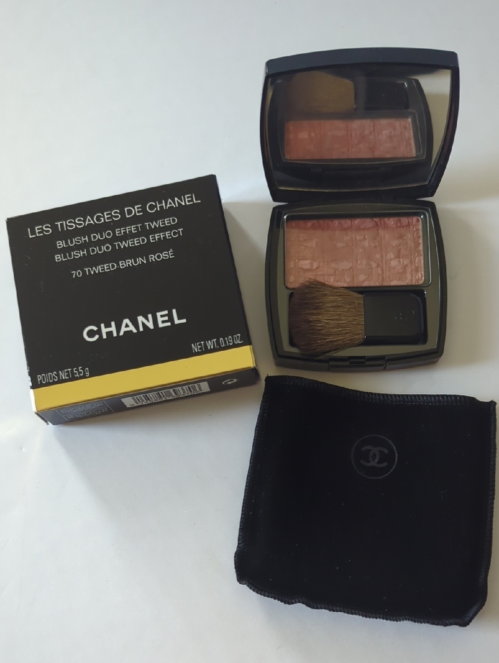 CHANEL Tweed Effect Blush Duo in Rose-Brown - Picture 1 of 6